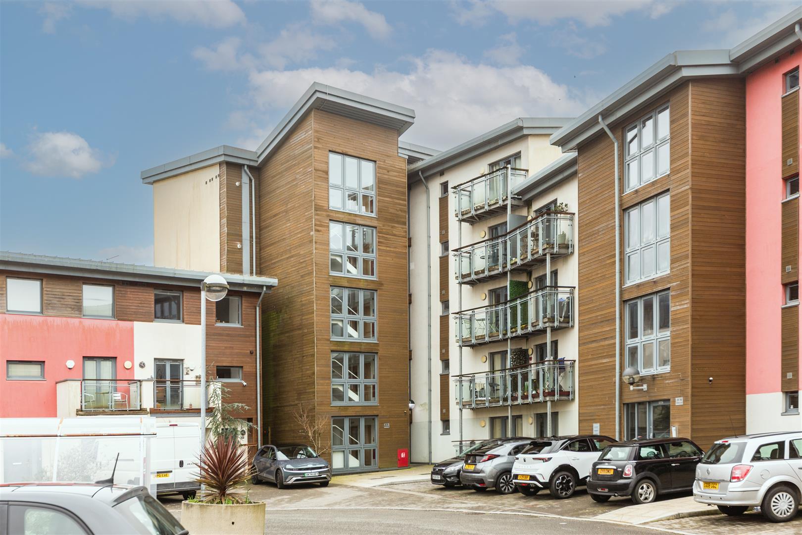 St Stephens Court, Maritime Quarter, Swansea, SA1 1SA